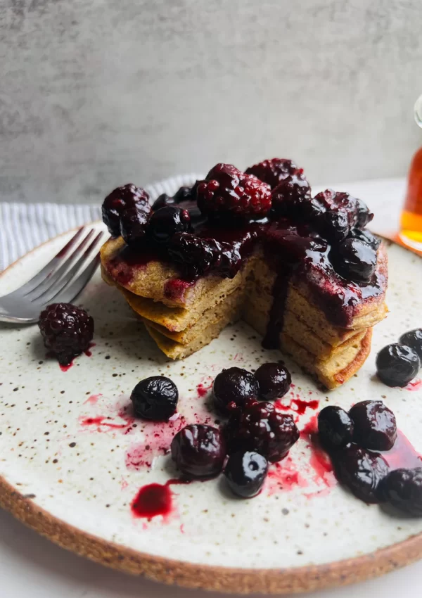 Blender Banana Pancakes (gluten & nut free!)