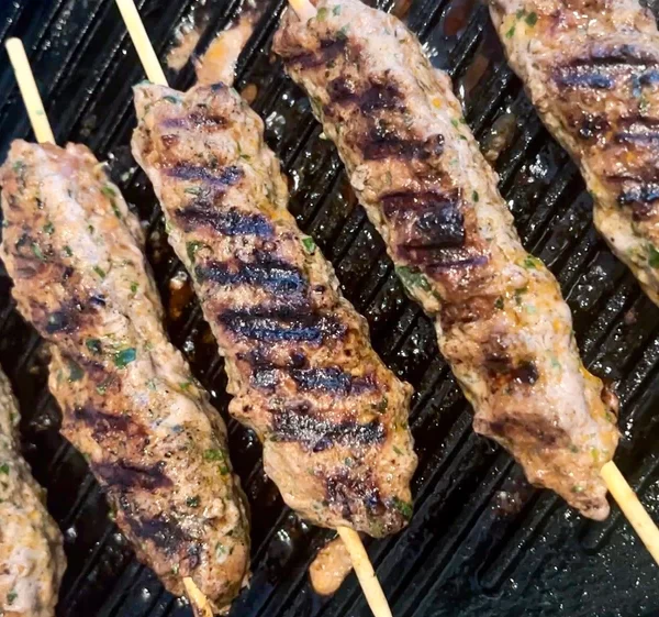 Mediterranean Lamb Kefta Pitas