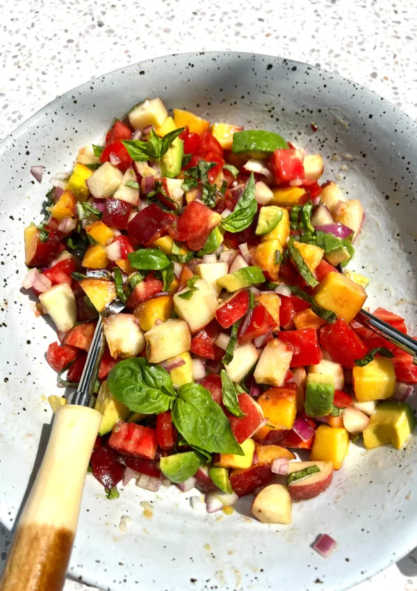 Refreshing Summer Peach Salad